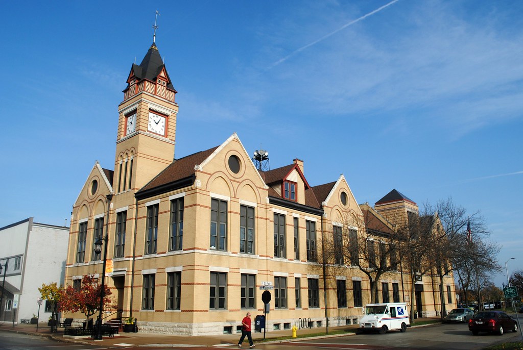 Oconomowoc City Hall